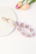 Load image into Gallery viewer, Daisy Flower Wristlet Keychain
