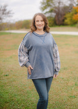 Load image into Gallery viewer, Easy Breezy Contrast Pullover
