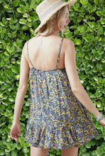Load image into Gallery viewer, Summer Floral Top
