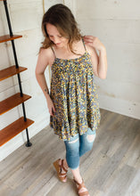 Load image into Gallery viewer, Summer Floral Top

